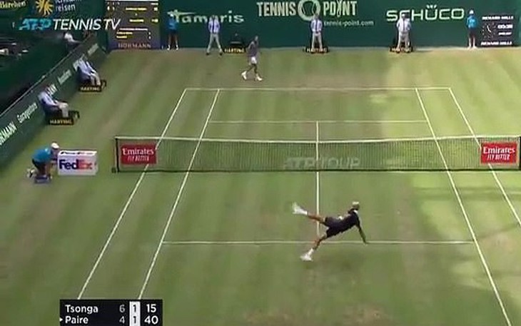 Đánh rơi vợt, Benoit Paire và Tsonga 