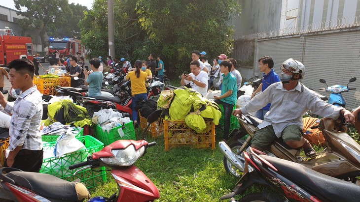 Cháy lớn ở nhà máy sản xuất đồ nhựa Khu công nghiệp Sóng Thần 2 - Ảnh 3. Cháy lớn ở nhà máy sản xuất đồ nhựa Khu công nghiệp Sóng Thần 2 - Ảnh 3.