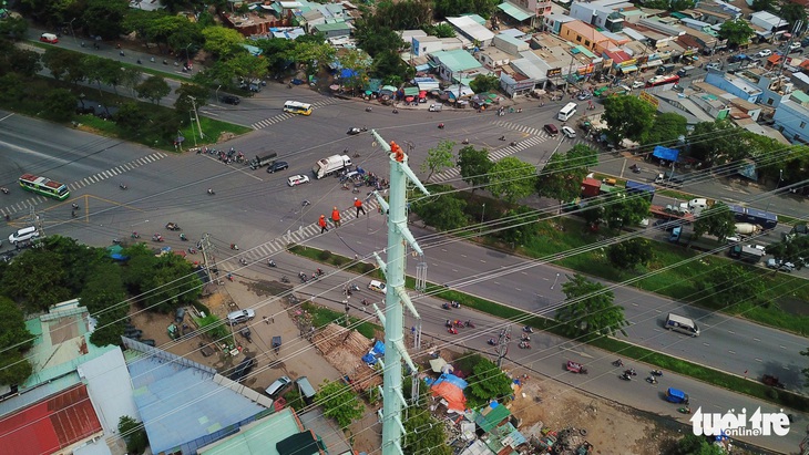 Đóng điện đường dây 220kV Nam Sài Gòn - quận 8 - Ảnh 2. Đóng điện đường dây 220kV Nam Sài Gòn - quận 8 - Ảnh 2.