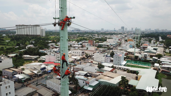 Đóng điện đường dây 220kV Nam Sài Gòn - quận 8 - Ảnh 5. Đóng điện đường dây 220kV Nam Sài Gòn - quận 8 - Ảnh 5.