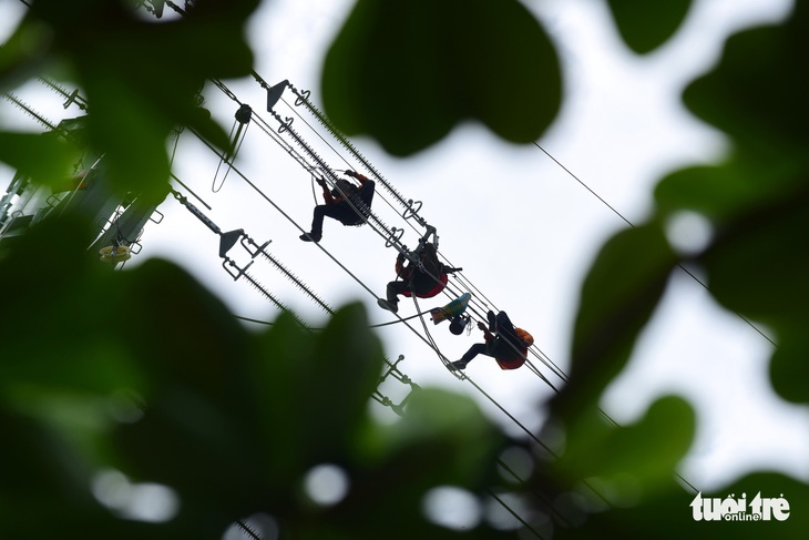 Đóng điện đường dây 220kV Nam Sài Gòn - quận 8 - Ảnh 6. Đóng điện đường dây 220kV Nam Sài Gòn - quận 8 - Ảnh 6.