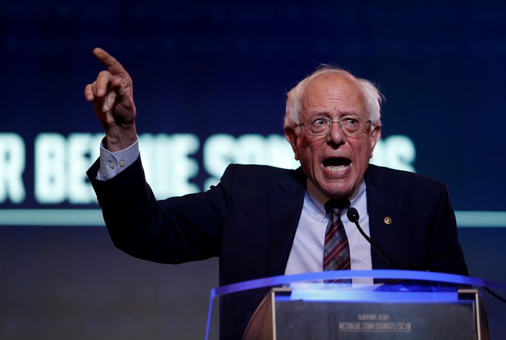 Ông Bernie Sanders muốn xóa 1,6 ngàn tỉ USD nợ vay sinh viên của dân Mỹ - Ảnh 1.