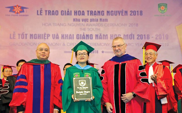 Trường ĐH Tân Tạo: ngôn ngữ Anh, học một ngành làm nhiều nghề - Ảnh 1.