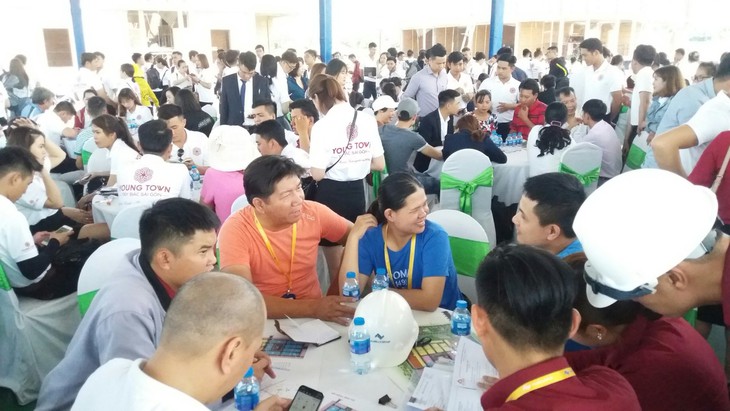 Sở hữu nhà phố tặng ngay ki-ốt chợ - Ảnh 3. Sở hữu nhà phố tặng ngay ki-ốt chợ - Ảnh 3.