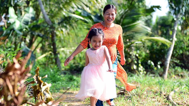 Chẳng thấy mẹ vui khi ở bên con - Ảnh 1. Chẳng thấy mẹ vui khi ở bên con - Ảnh 1.