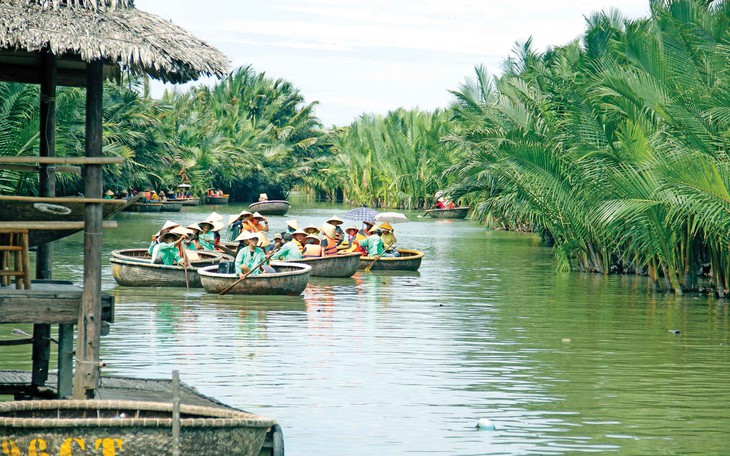 Sông Cổ Cò là 