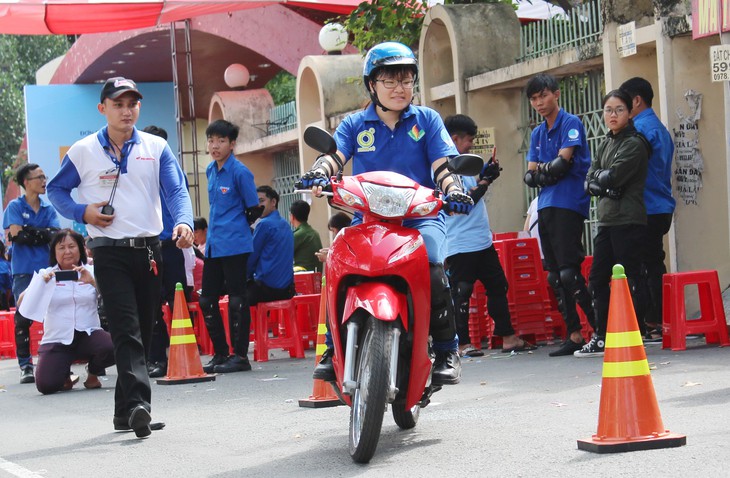Ai cũng mong những chuyến đi an toàn - Ảnh 5. Ai cũng mong những chuyến đi an toàn - Ảnh 5.