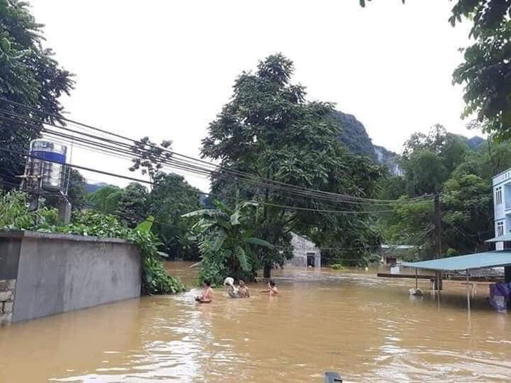 Lũ cuốn, sạt lở đất làm 2 người chết, mất tích ở Cao Bằng - Ảnh 4.