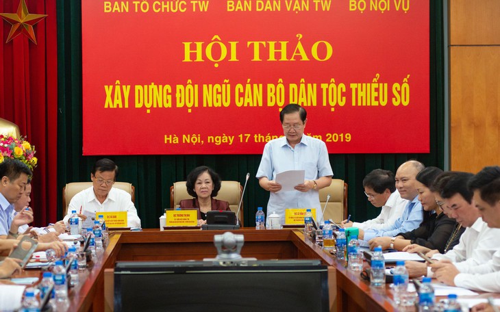 40.000 người dân tộc thiểu số có bằng cấp, vẫn thất nghiệp