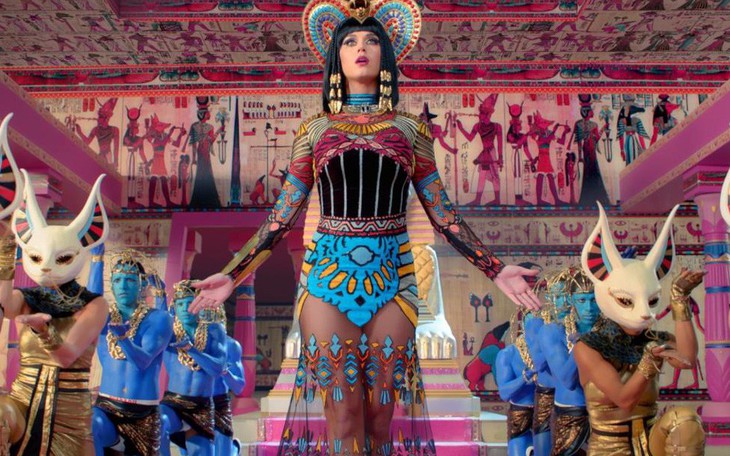 Dark Horse 2,6 tỉ views của Katy Perry bị kiện vì 