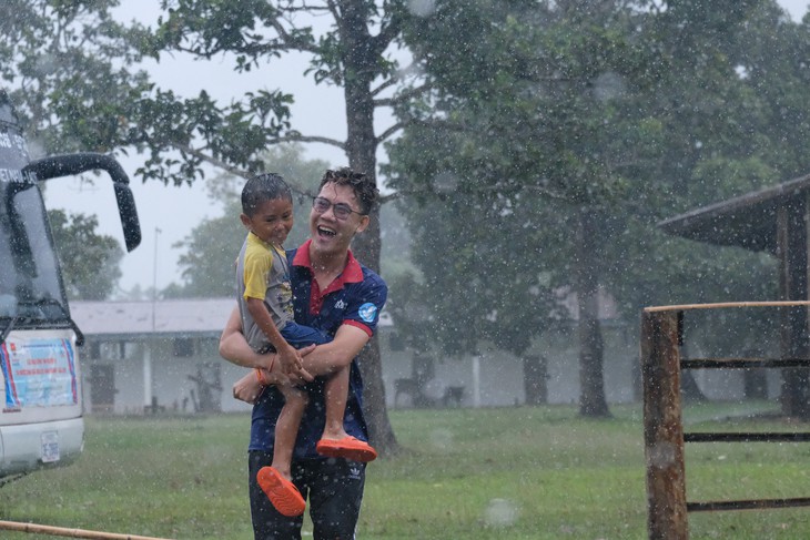 Em về nhà ăn cơm với bo me đây - Ảnh 9. Em về nhà ăn cơm với bo me đây - Ảnh 9.