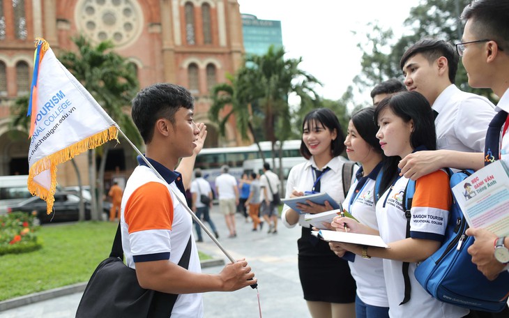 Trường cao đẳng nghề Du lịch Sài Gòn: Khám phá ngôi trường đậm chất thực hành - Ảnh 1.