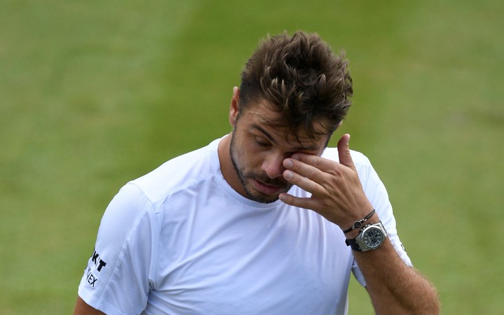 Tay vợt cao 2,11m khuất phục Wawrinka ở vòng 2 Wimbledon