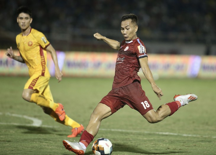 Sân Thống Nhất tổ chức điền kinh, CLB TP.HCM phải đi Bà Rịa - Vũng Tàu đấu V-League - Ảnh 2.