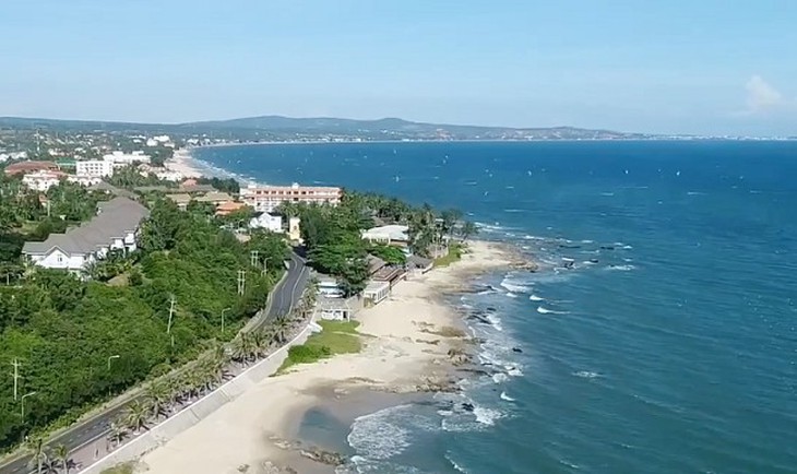 Đầu tư ở tỉnh, bất động sản ven biển là sản phẩm đỉnh - Ảnh 2. Đầu tư ở tỉnh, bất động sản ven biển là sản phẩm đỉnh - Ảnh 2.