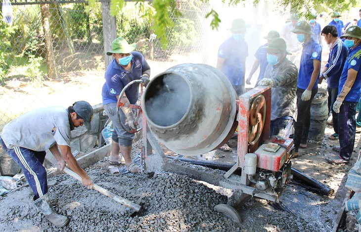 20 năm - gạch nối từ câu chuyện tình nguyện - Ảnh 1.