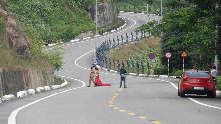 Du lịch sao cho vui, an toàn - Ảnh 1.