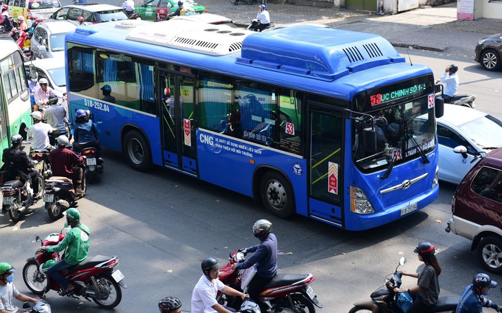 Rà soát lại việc "xử" xe buýt bỏ chuyến hàng chục tỉ đồng