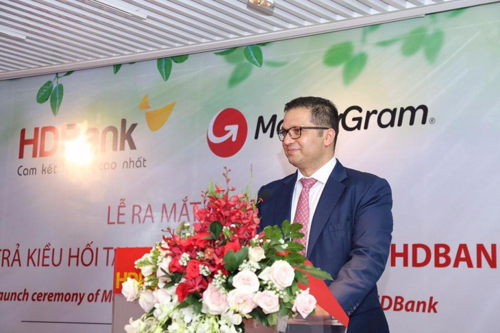 MoneyGram ra mắt dịch vụ chi trả kiều hối tại nhà với HDBank - Ảnh 3.