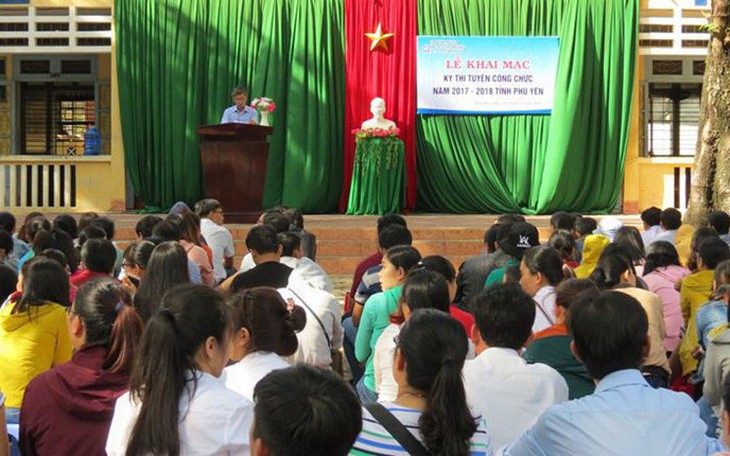 Tạm giam một chuyên viên sở làm lộ tài liệu bí mật kỳ thi tuyển công chức