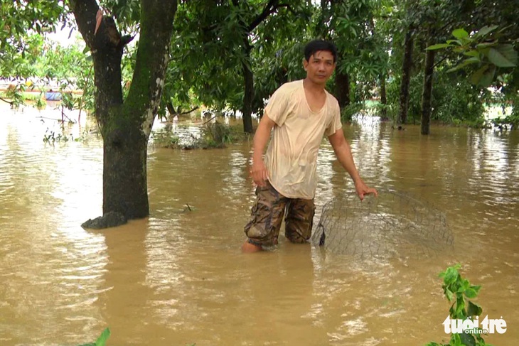 Di dời hàng trăm hộ dân khỏi khu vực ngập lụt ven sông Đồng Nai - Ảnh 2.