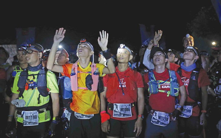 Chạy bộ mang cả thế giới đến Sa Pa - Ảnh 5. Chạy bộ mang cả thế giới đến Sa Pa - Ảnh 5.
