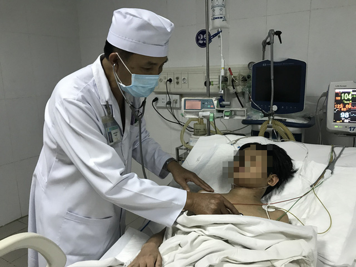 Một học sinh lớp 6 bị ngưng tim được cứu sống - Ảnh 1.