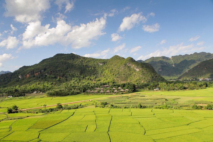 30 ngày ưu đãi cho kỳ nghỉ mùa thu ở Mai Chau Ecolodge - Ảnh 1. 30 ngày ưu đãi cho kỳ nghỉ mùa thu ở Mai Chau Ecolodge - Ảnh 1.