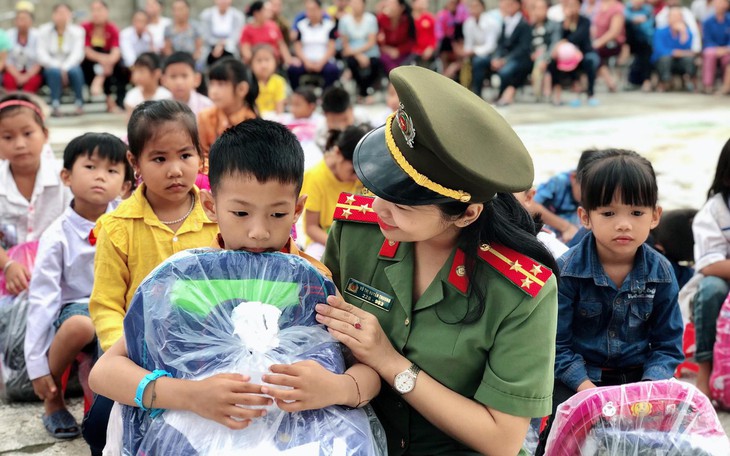 Mưa lớn dồn dập, nhiều trường học Nghệ An lùi ngày khai giảng
