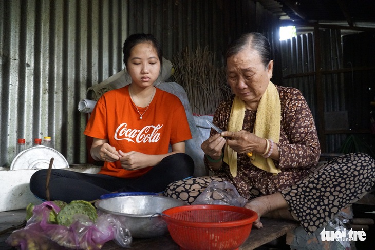 Đậu đại học y mà không đủ tiền đi học - Ảnh 2.