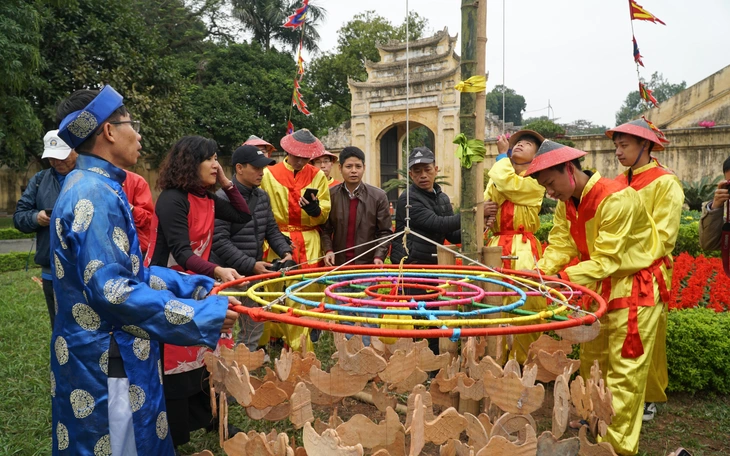 Câu chuyện cây nêu - Ảnh 4.
