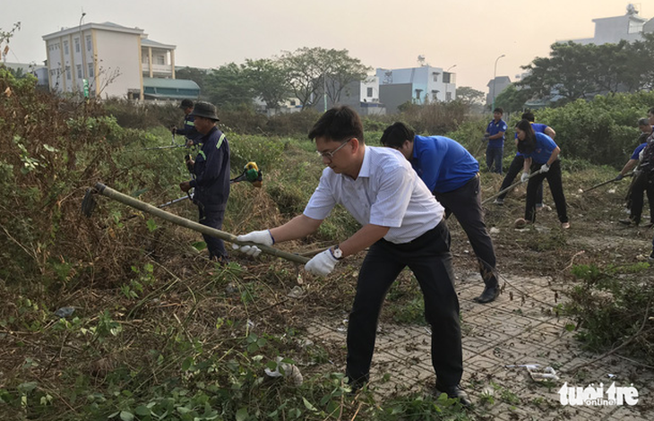 Nhiều quận huyện ra quân vì Thành phố sạch - Thành phố văn hoá’ - Ảnh 9.