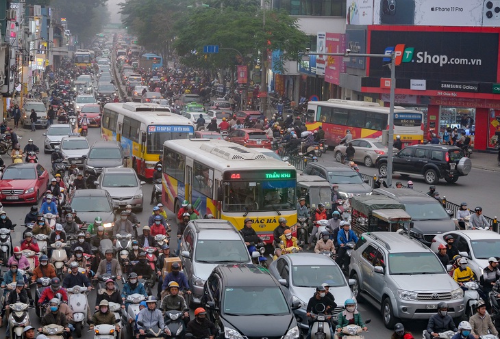 Người dân có phản ảnh về giao thông, gọi ngay đường dây nóng - Ảnh 1.