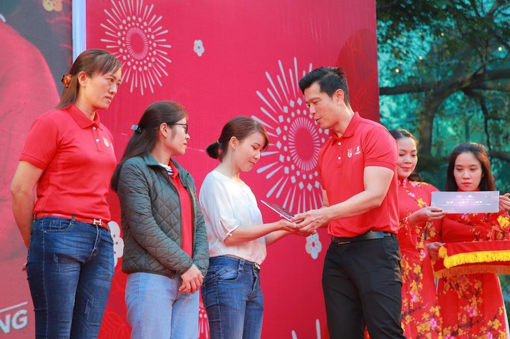 2.000 người lao động thành công khởi hành về nhà ăn tết - Ảnh 2. 2.000 người lao động thành công khởi hành về nhà ăn tết - Ảnh 2.