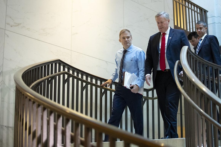 Ông Trump chỉ định một số hạ nghị sĩ Đảng Cộng hòa vào đội bào chữa - Ảnh 1. Ông Trump chỉ định một số hạ nghị sĩ Đảng Cộng hòa vào đội bào chữa - Ảnh 1.