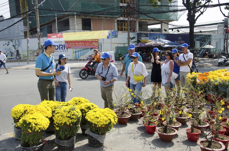 Kéo vali đi chơi từ mùng 1 tết, tour Trung Quốc bị hủy vì virus corona - Ảnh 3.