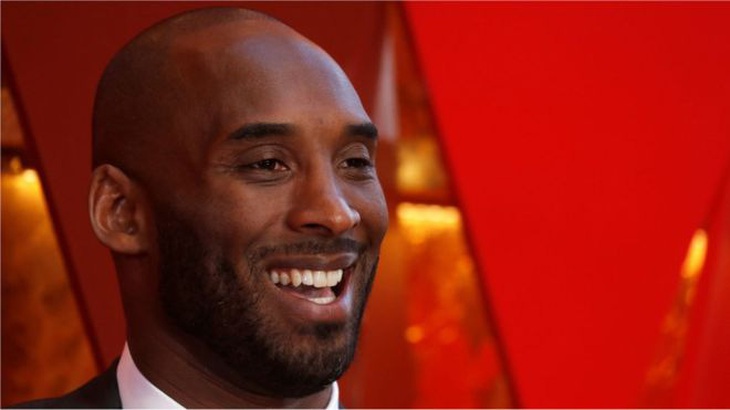 Huyền thoại bóng rổ Kobe Bryant cùng con gái thiệt mạng vì trực thăng rơi - Ảnh 1.