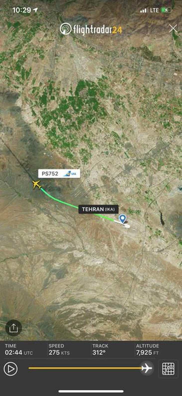 Máy bay Ukraine rơi ở Iran, 176 người thiệt mạng - Ảnh 3.