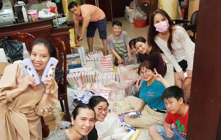 Cùng góp yêu thương cho mùa trăng - Ảnh 1. Cùng góp yêu thương cho mùa trăng - Ảnh 1.