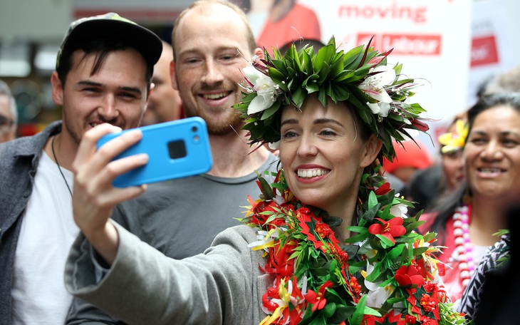 Thủ tướng New Zealand Jacinda Ardern trên đà thắng lớn