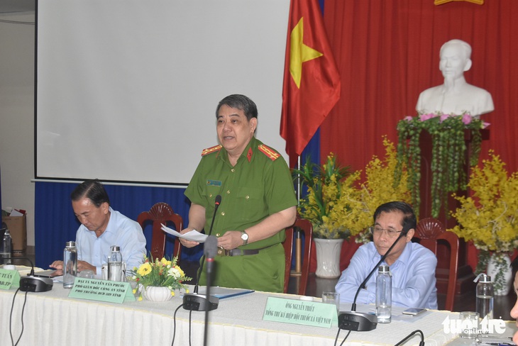 ‘Đề nghị thành lập quỹ chống buôn lậu để khen thưởng người dân tố giác’ - Ảnh 2.