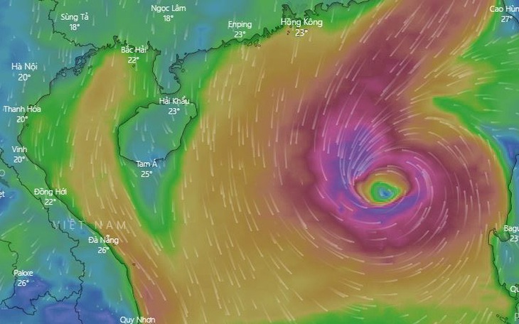 Bão số 8 tăng cấp, đang cách Hoàng Sa 400km