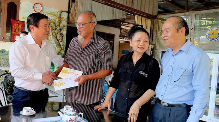 Đề xuất chi gần 813 tỉ đồng tặng người dân TP.HCM ăn Tết Tân Sửu 2021 - Ảnh 1. Đề xuất chi gần 813 tỉ đồng tặng người dân TP.HCM ăn Tết Tân Sửu 2021 - Ảnh 1.
