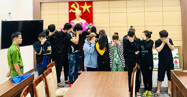 Bắt nhóm lập fanpage giả công ty tài chính chiếm đoạt hàng tỉ đồng - Ảnh 2. Bắt nhóm lập fanpage giả công ty tài chính chiếm đoạt hàng tỉ đồng - Ảnh 2.