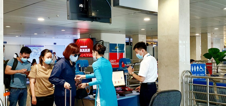 Hủy bay đến Chu Lai, lùi giờ khai thác hàng loạt chuyến bay ở Vinh - Ảnh 1. Hủy bay đến Chu Lai, lùi giờ khai thác hàng loạt chuyến bay ở Vinh - Ảnh 1.