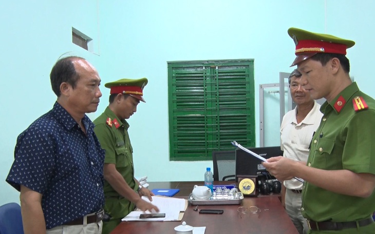 Nguyên phó chủ tịch huyện Đông Hòa tiếp tục bị khởi tố