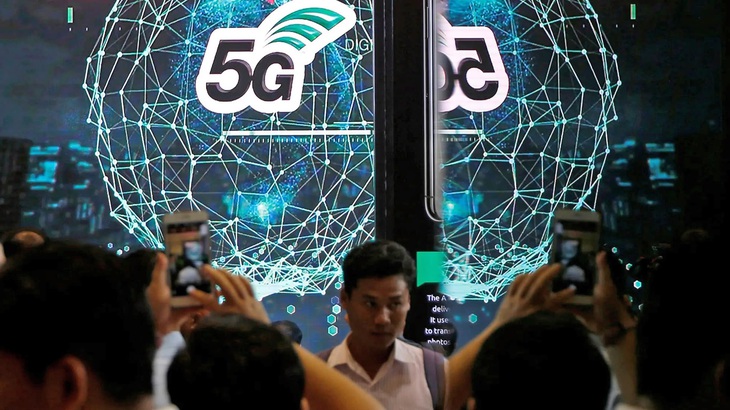 Đấu giá mạng 5G thu tiền tỉ - Ảnh 1.