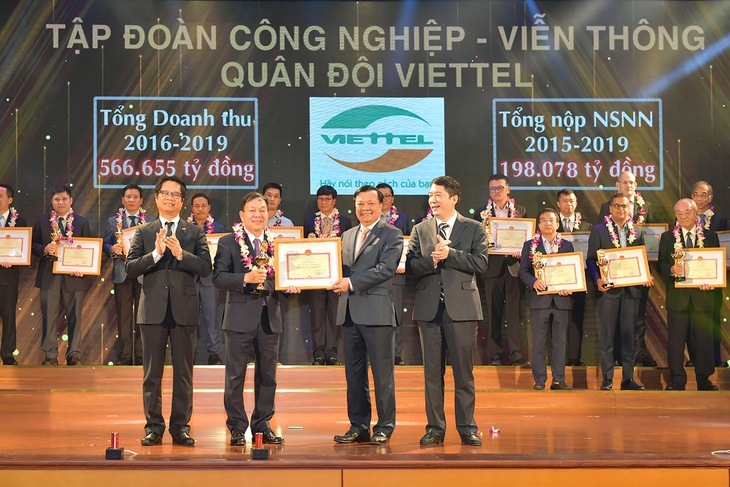 Viettel nằm trong top 30 doanh nghiệp nộp thuế lớn nhất VN - Ảnh 1.