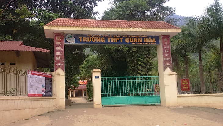 262 viên chức Thanh Hóa được phê duyệt làm giáo viên THPT - Ảnh 1. 262 viên chức Thanh Hóa được phê duyệt làm giáo viên THPT - Ảnh 1.
