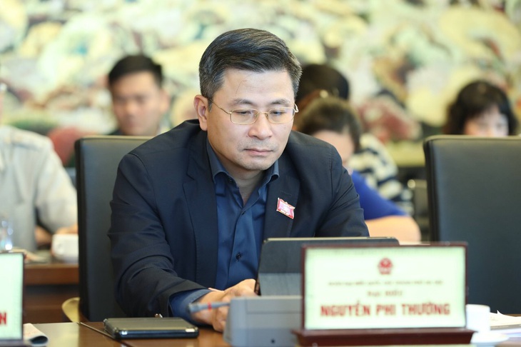 Sao ra nước ngoài tuân thủ giao thông tốt, về nước lại khác? - Ảnh 1. Sao ra nước ngoài tuân thủ giao thông tốt, về nước lại khác? - Ảnh 1.